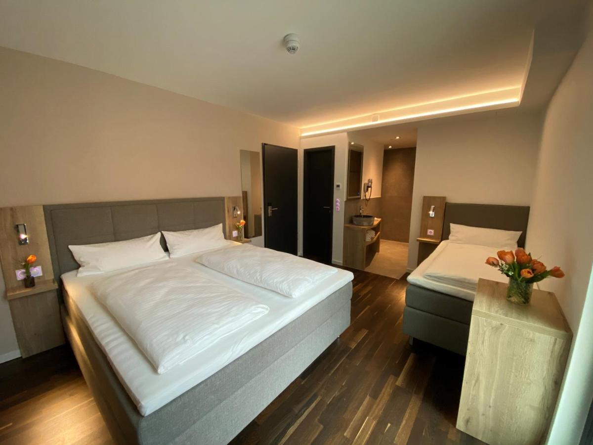 Hotel B4 Limburg an der Lahn Esterno foto